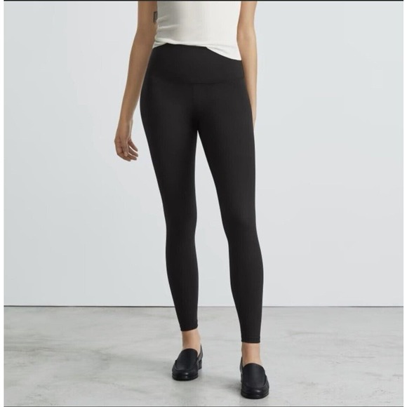 Everlane Pants - Everlane Black High Waist Renew Ankle Cropped Leggings Size XS
